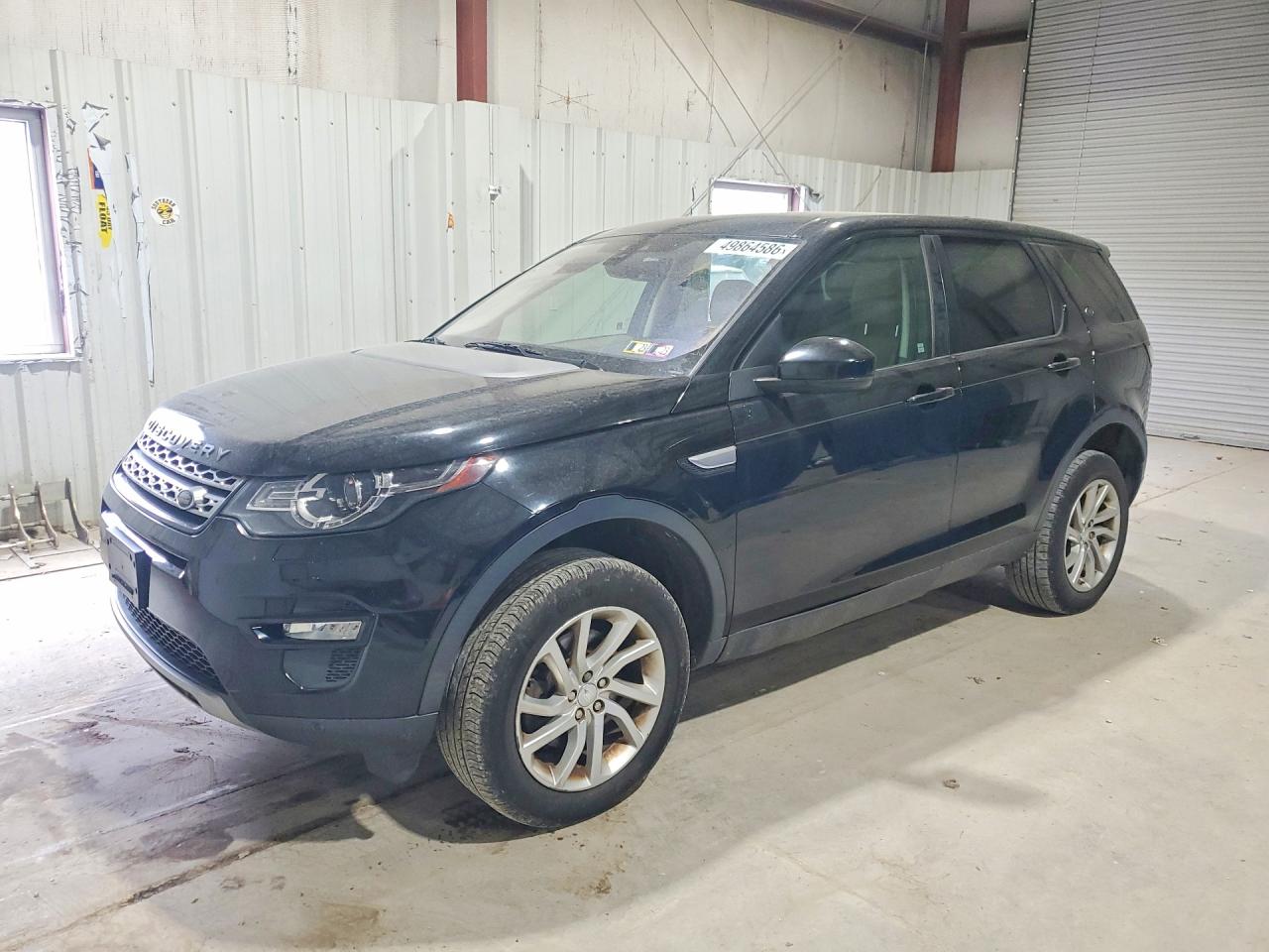 Salvage Land Rover Discovery Image