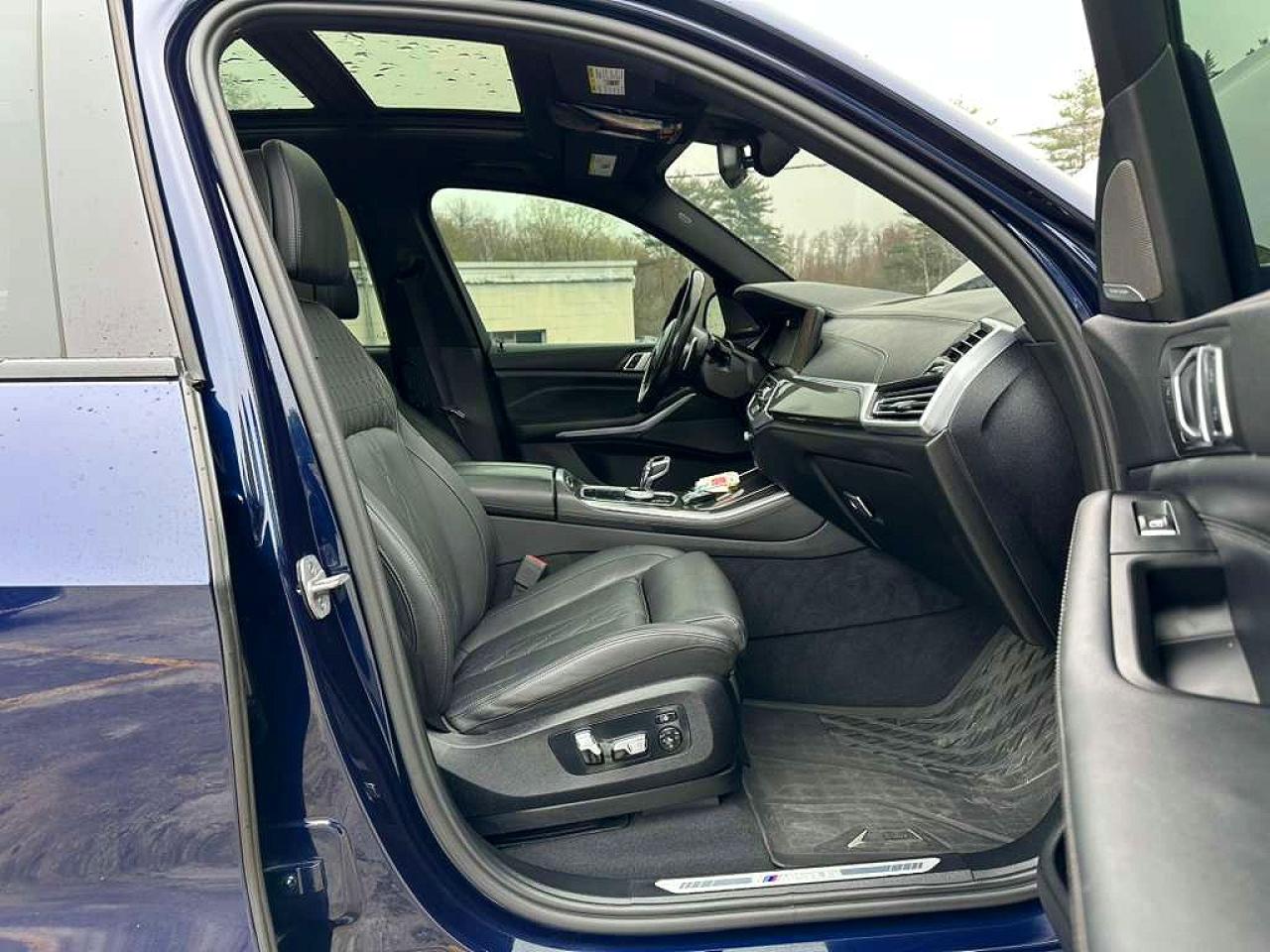BMW X Series M50i