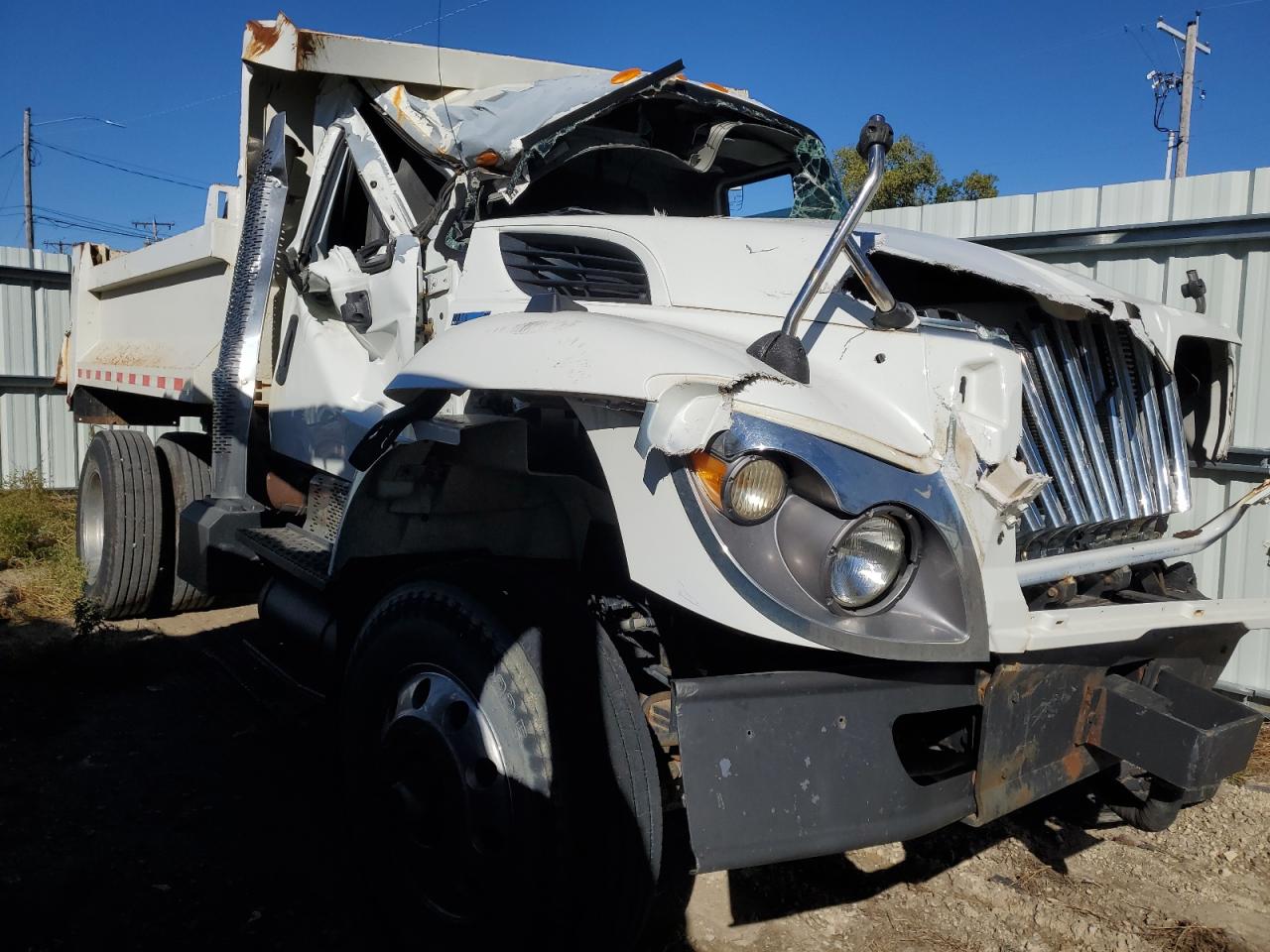 Salvage International 7000 Image