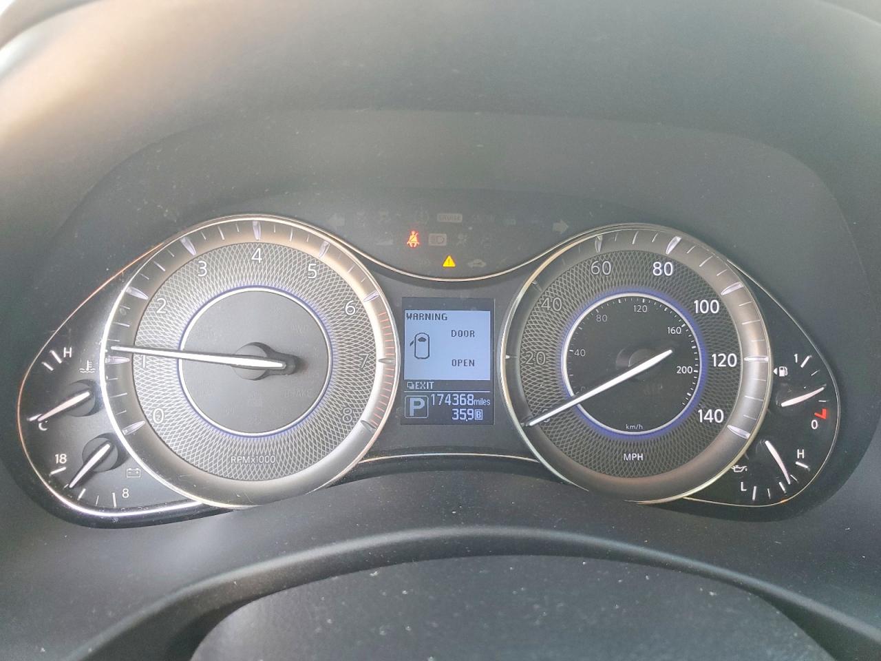 INFINITI Qx Base