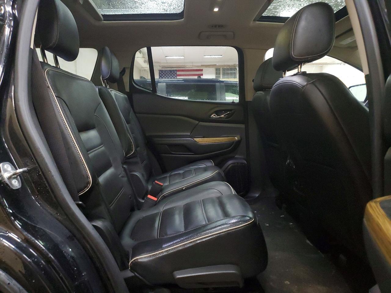 GMC Acadia Denali