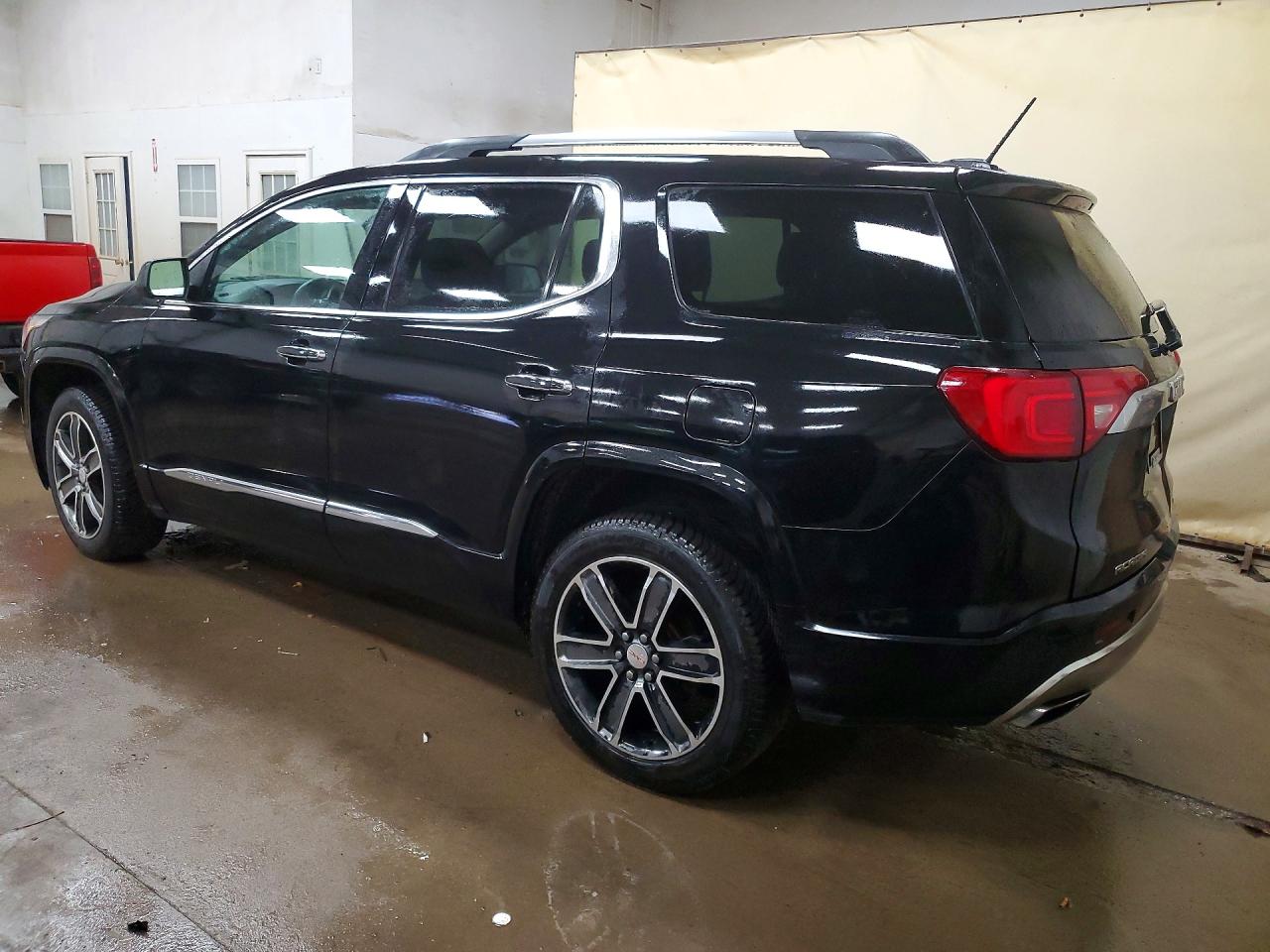 GMC Acadia Denali