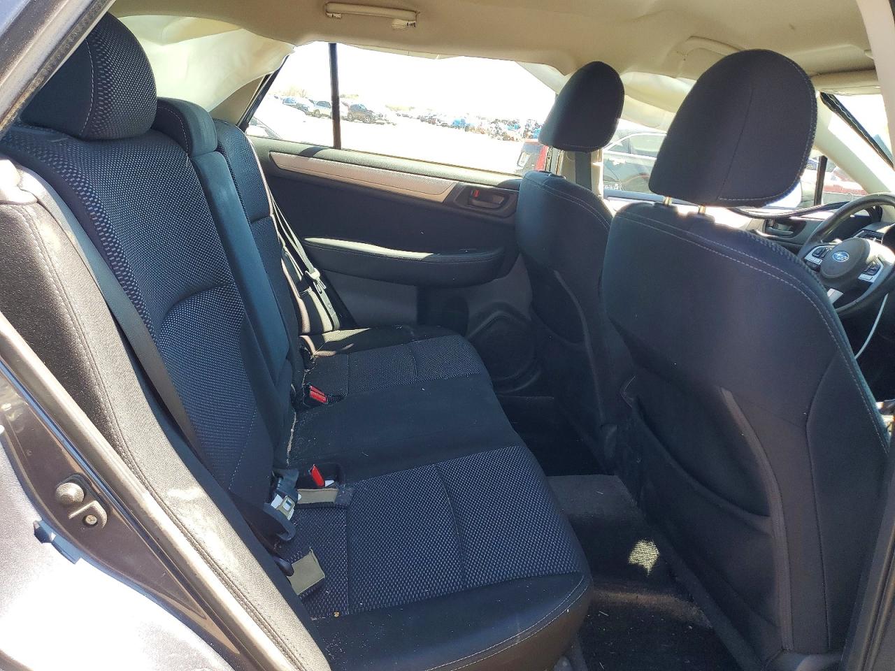 Subaru Outback 2.5i