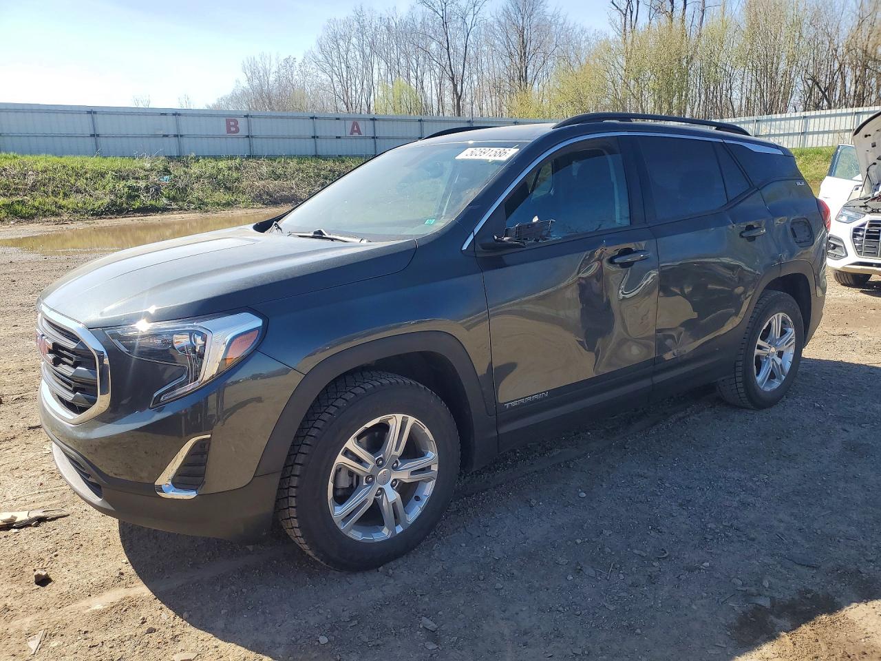 Salvage GMC Terrain Image