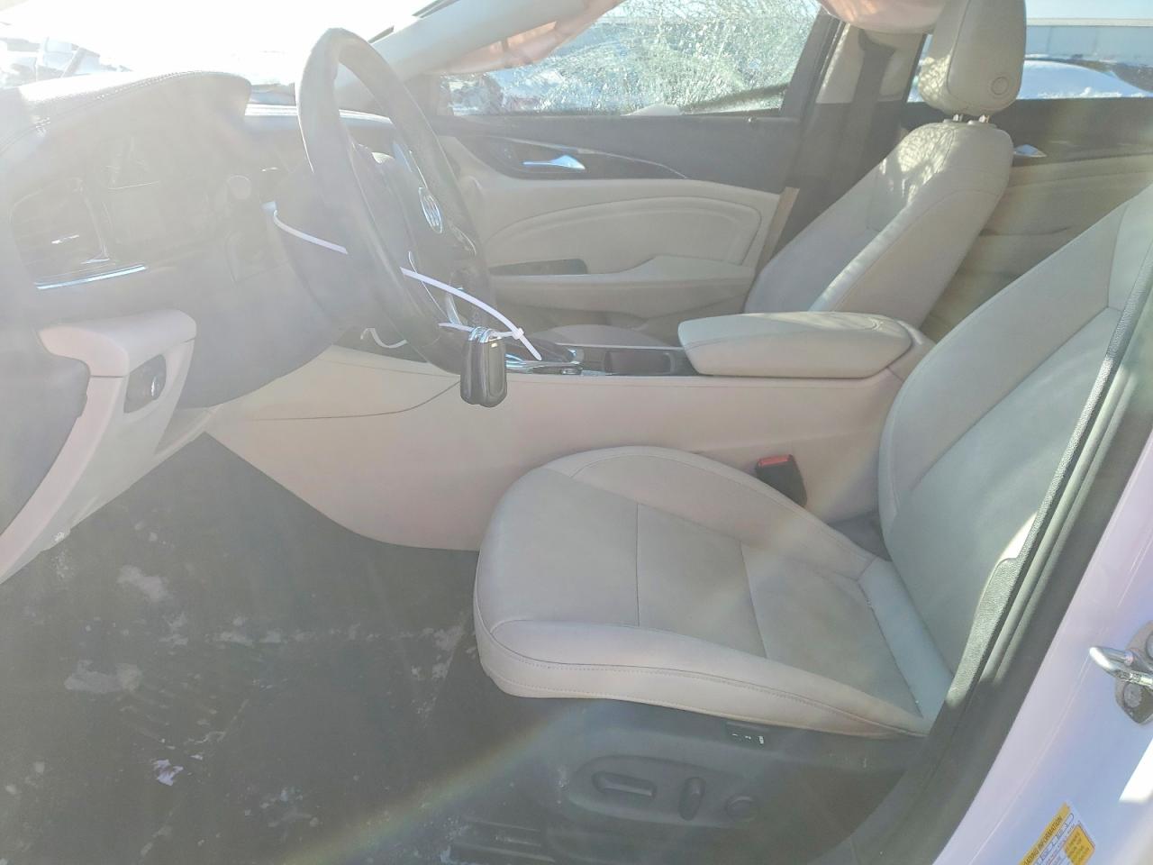 Buick Regal Essence
