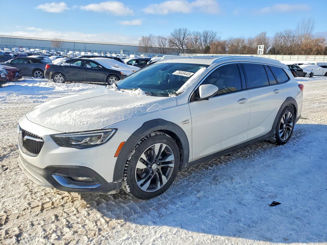 Salvage Buick Regal Image
