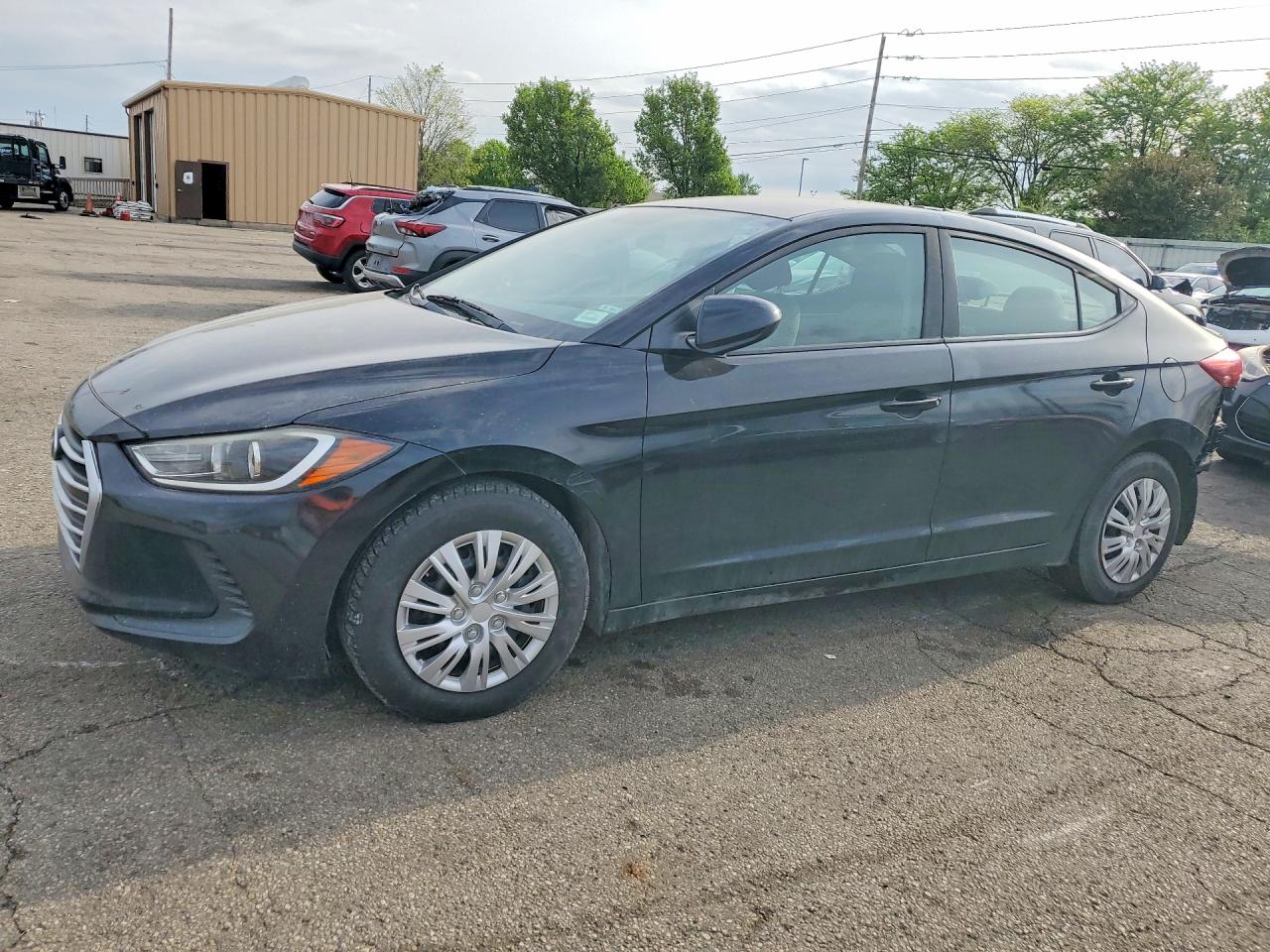 Salvage Hyundai ELANTRA Image