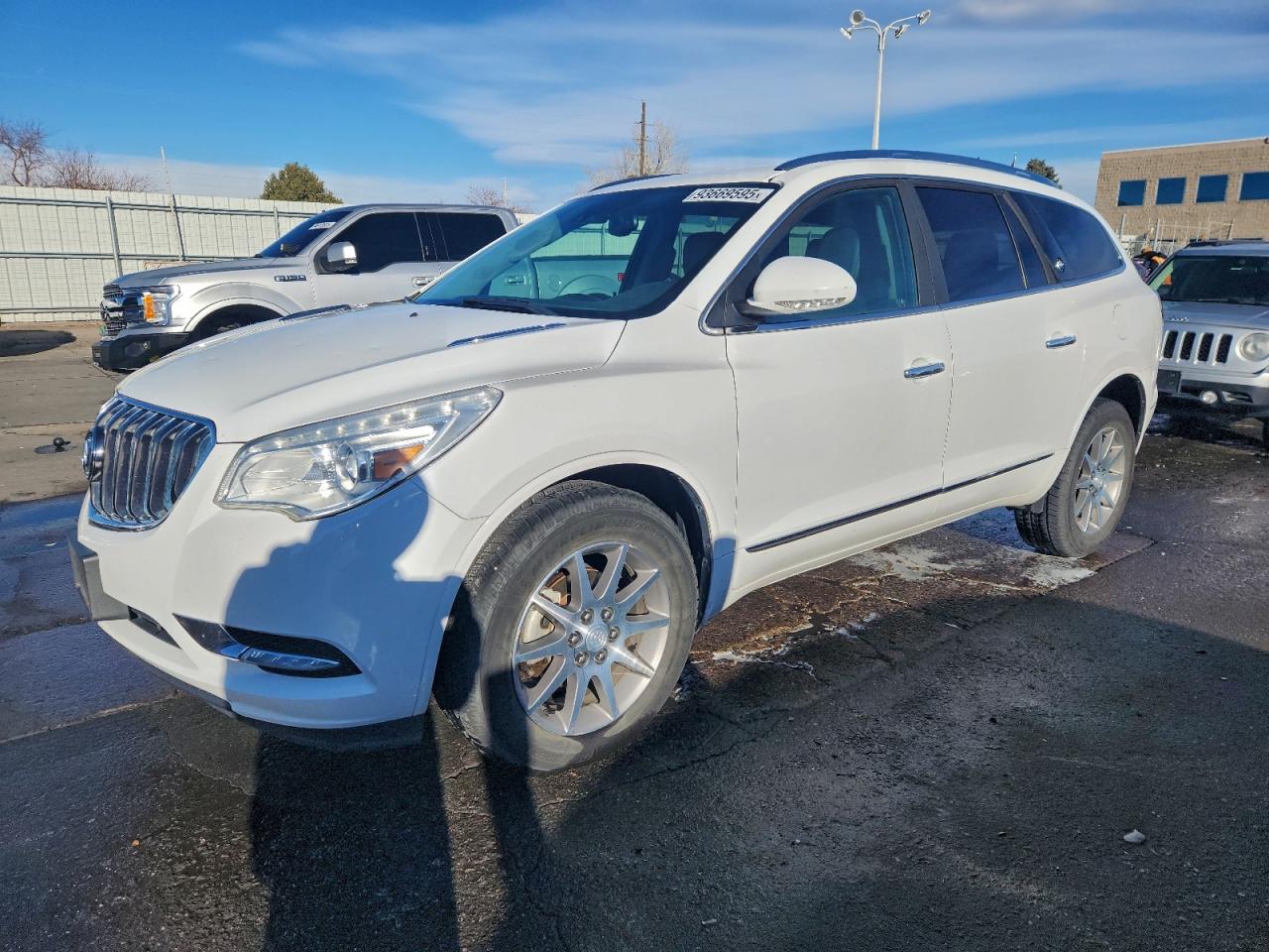 Salvage Buick Enclave Image