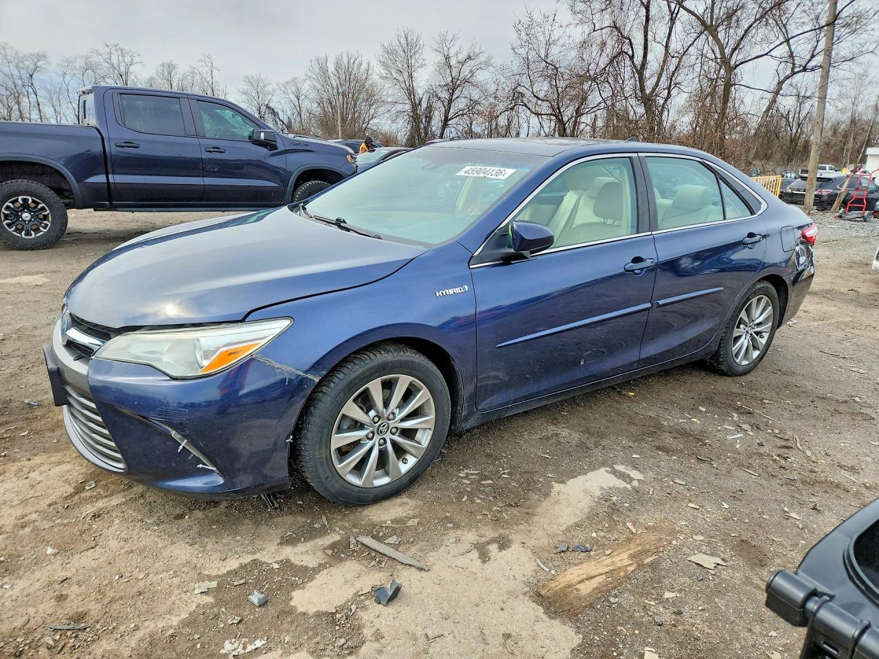 Salvage Toyota Camry Image