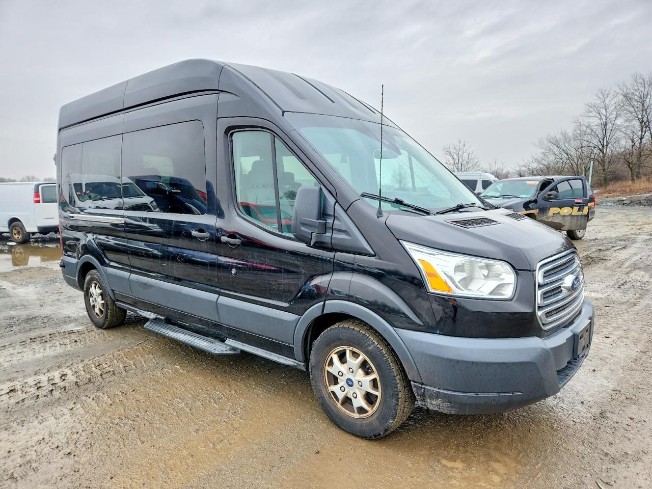 Salvage Ford Transit Image