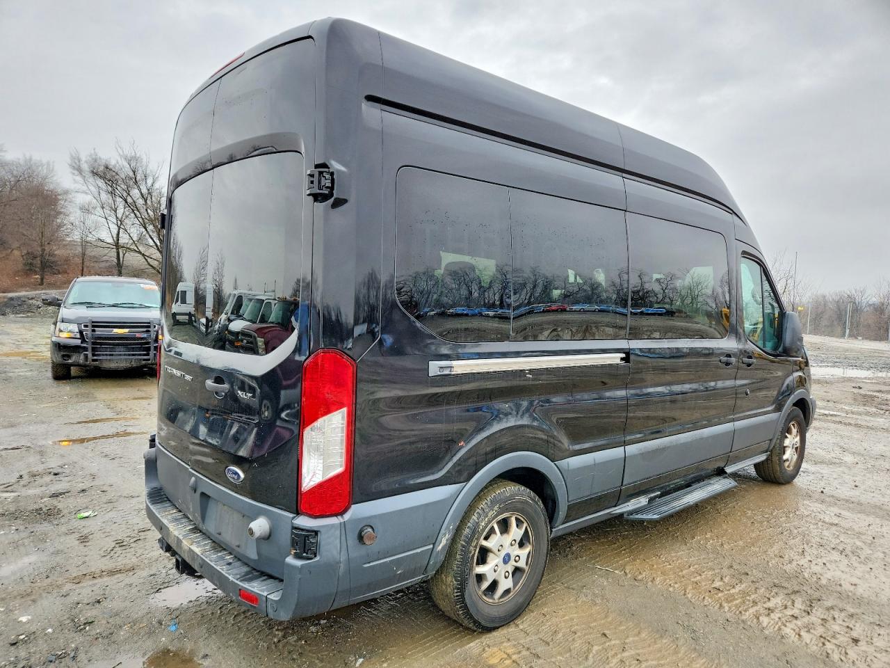 Ford Transit T-250