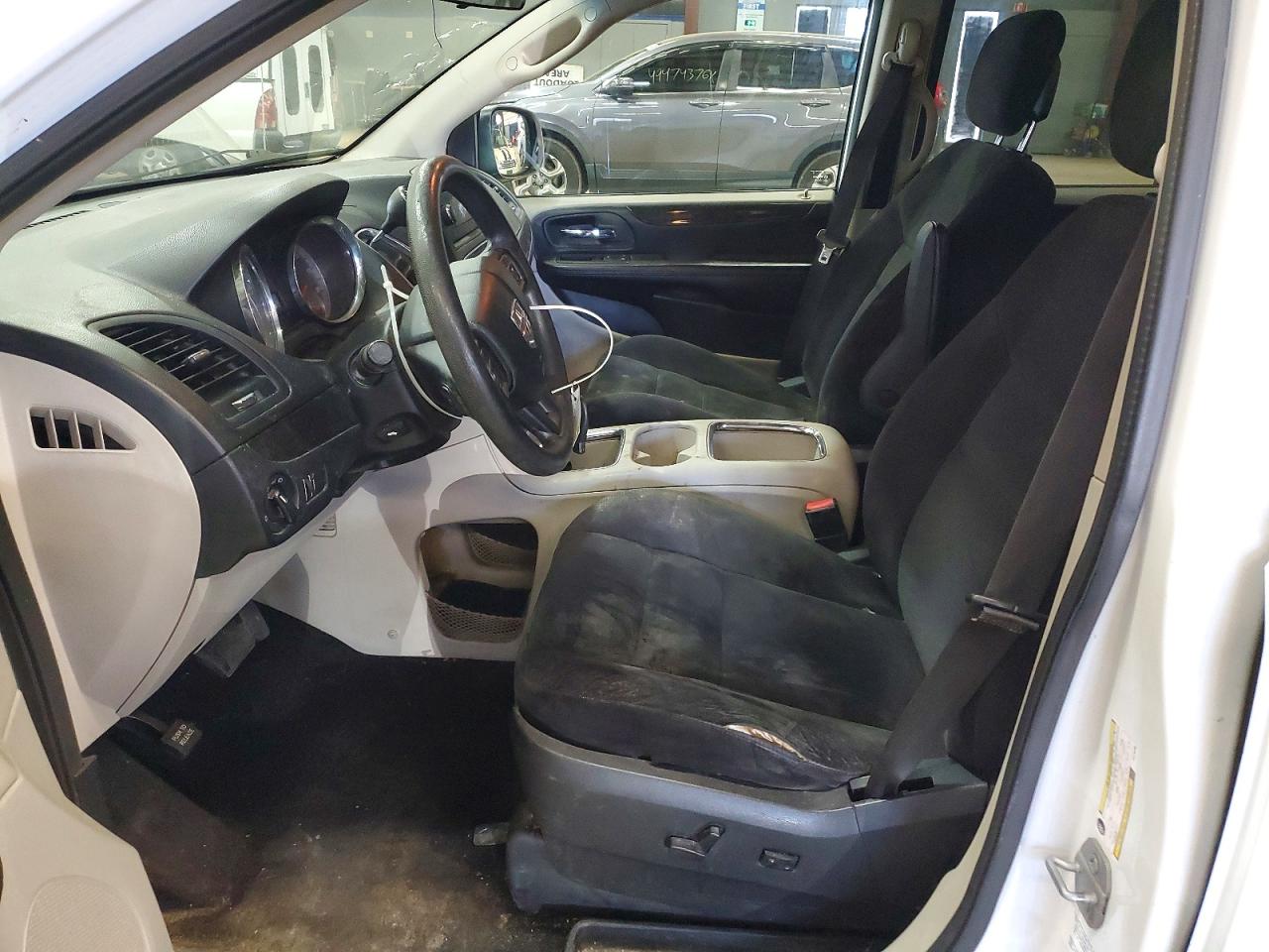 Dodge Caravan Sxt