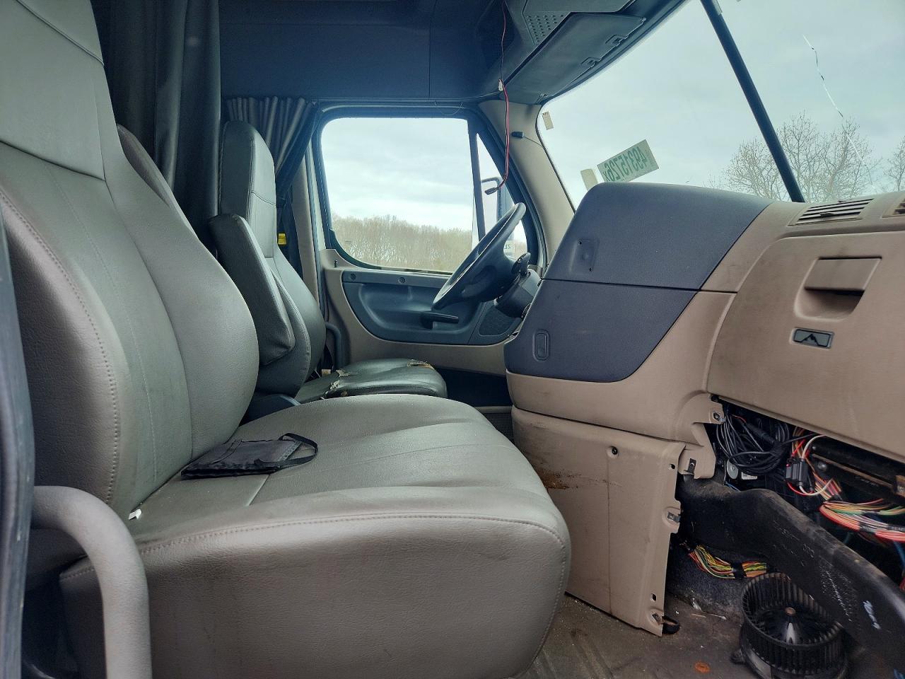 Freightliner Cascadia 125