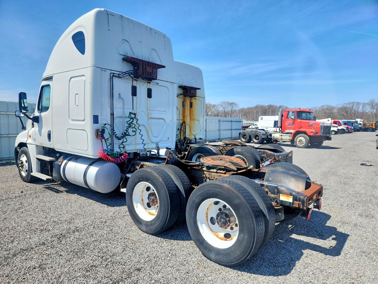 Freightliner Cascadia 125