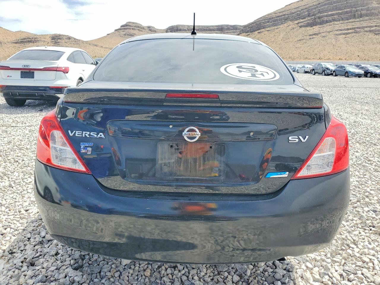 Nissan Versa 1.6 S