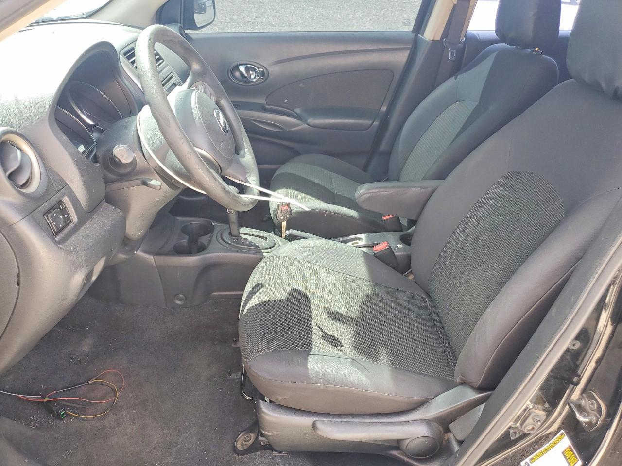 Nissan Versa 1.6 S