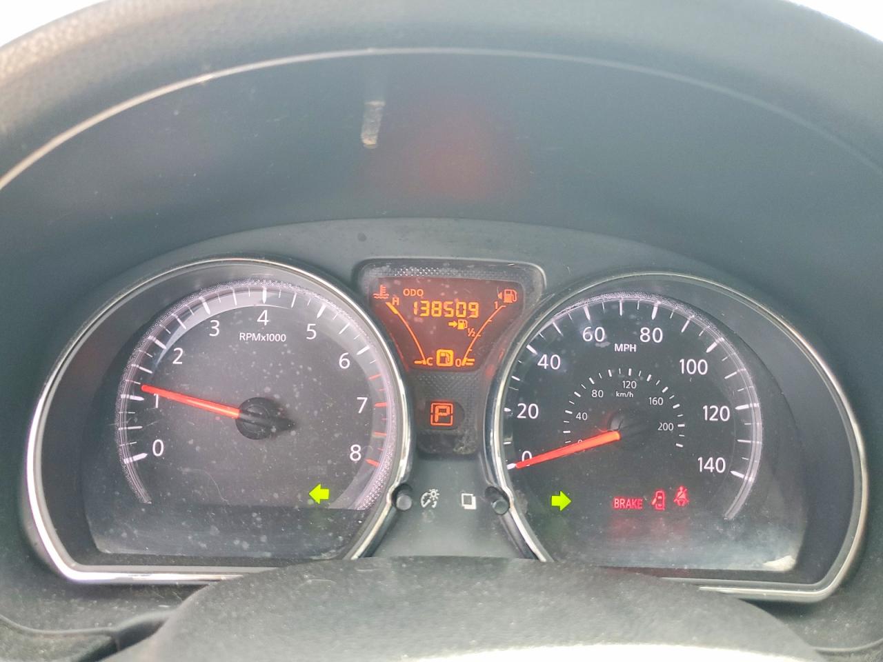 Nissan Versa 1.6 S