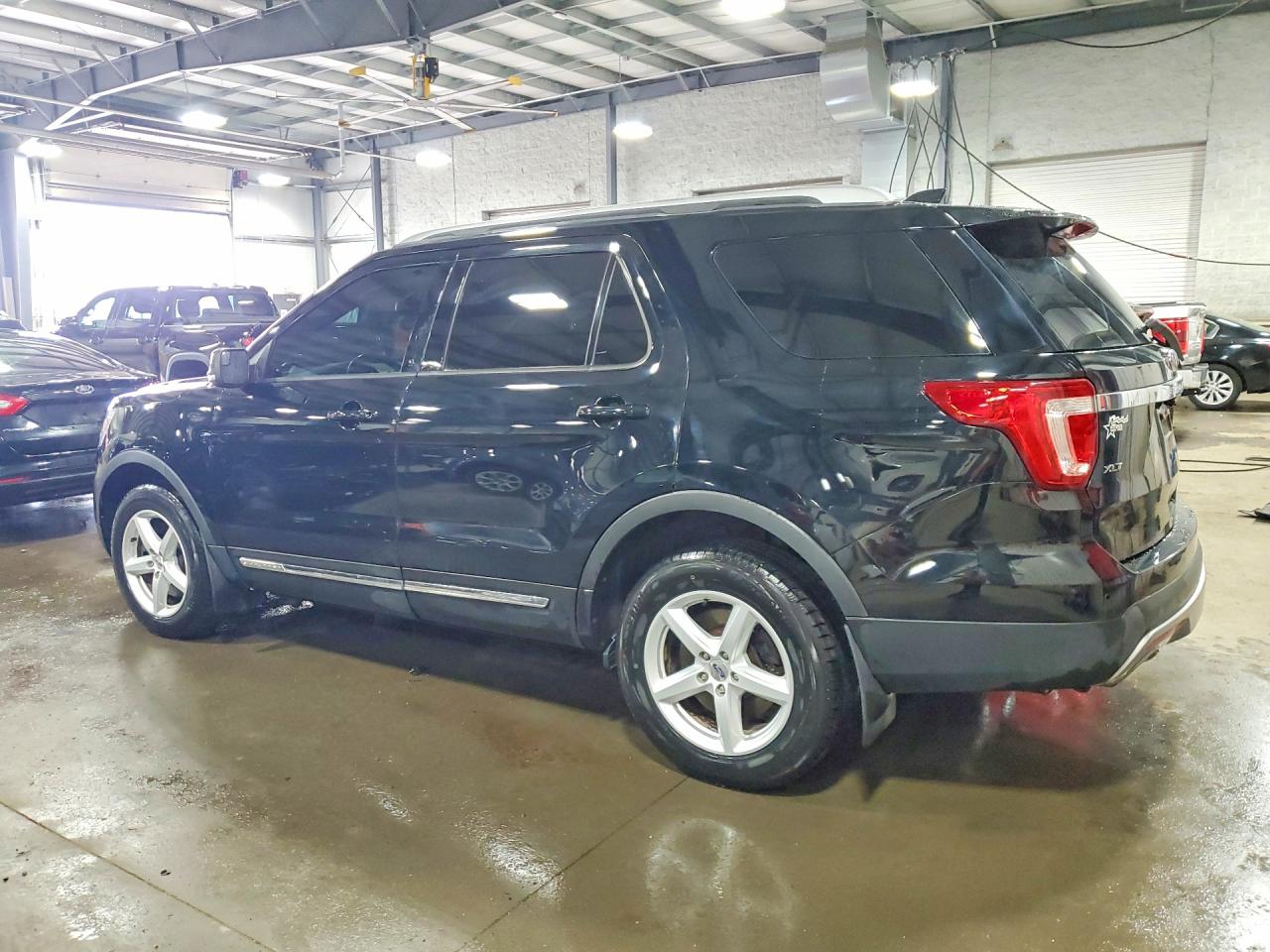 Ford Explorer Xlt
