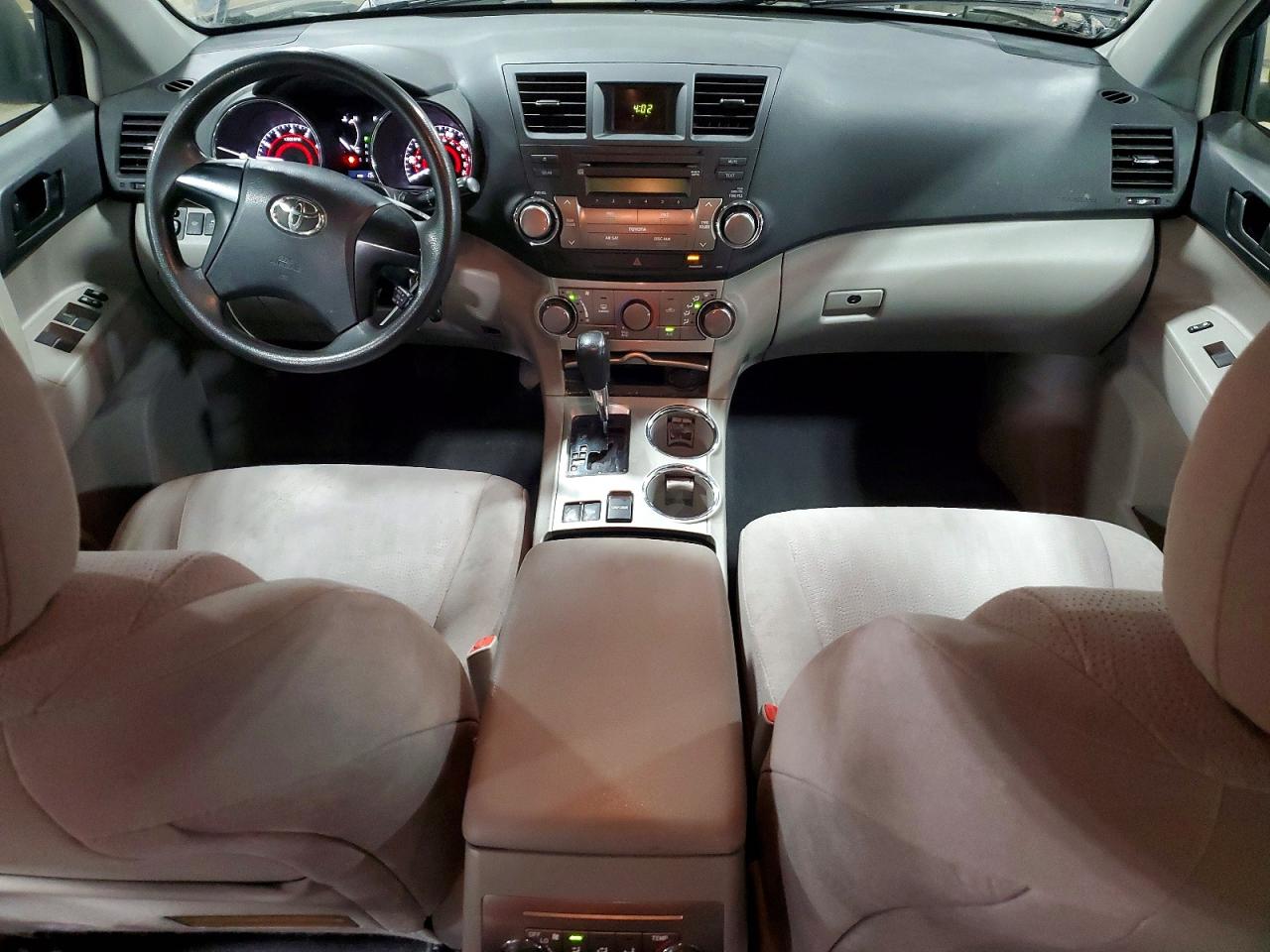 Toyota Highlander Base