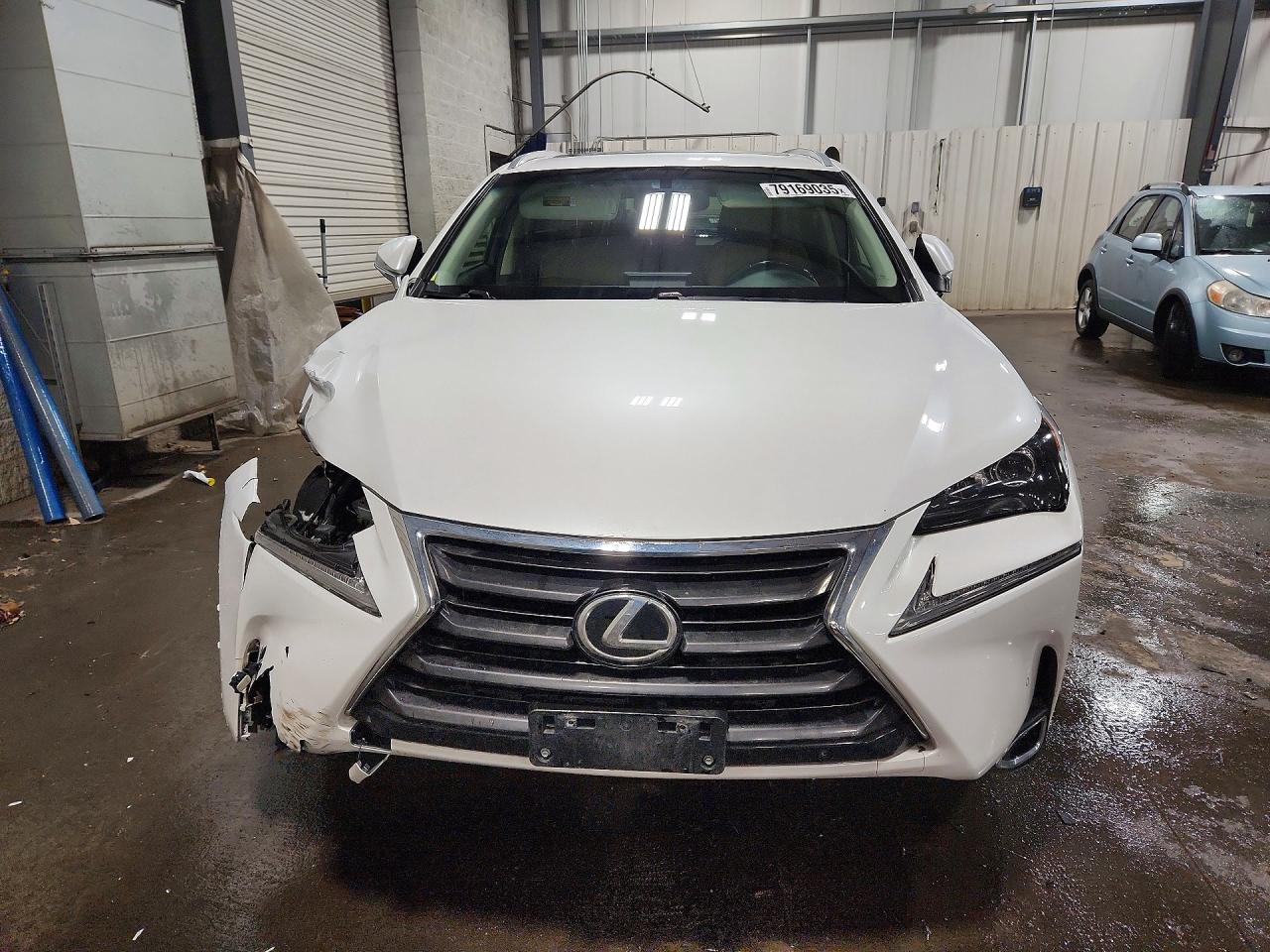 Lexus NX Base