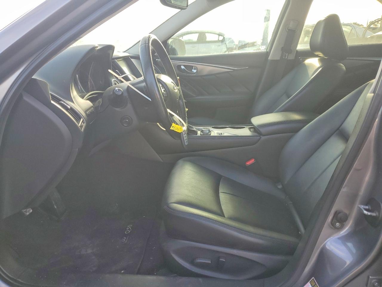 INFINITI Q50 3.0t Premium