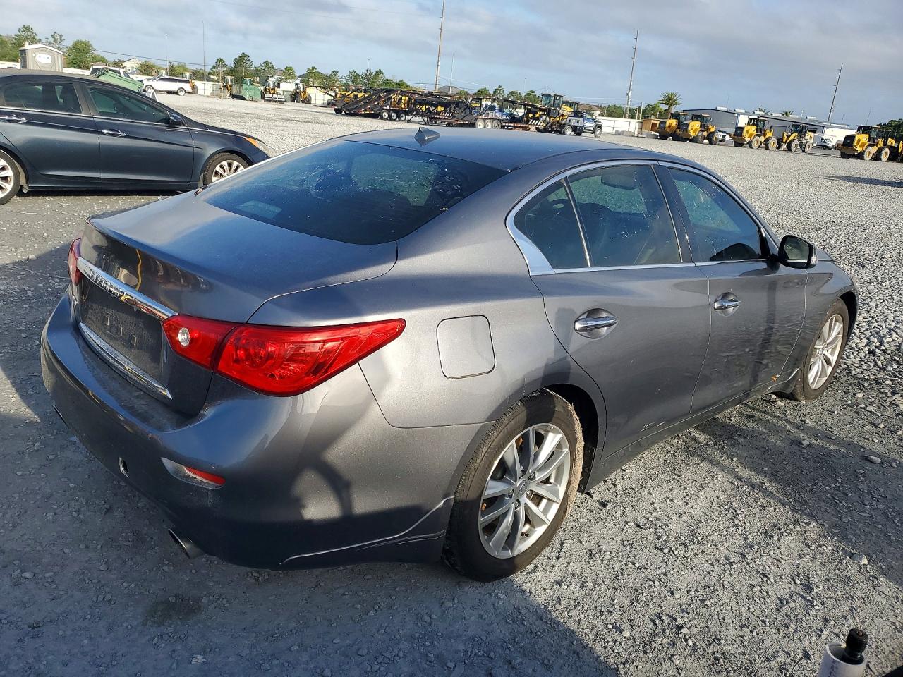 INFINITI Q50 3.0t Premium