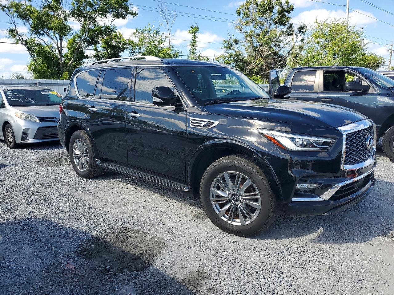 INFINITI Qx Luxe