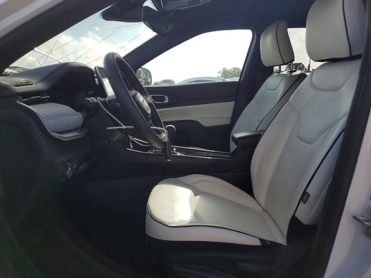 Jeep Compass Sport