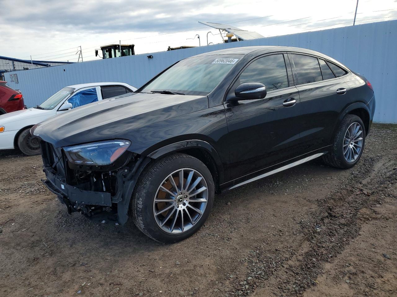 Salvage Mercedes-Benz GLE Image