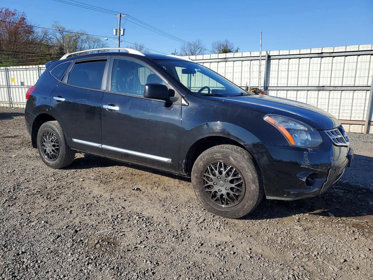 Nissan Rogue S