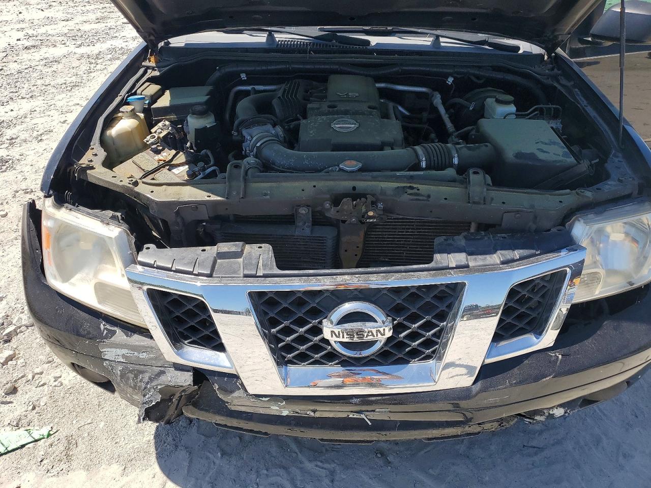 Nissan Frontier S