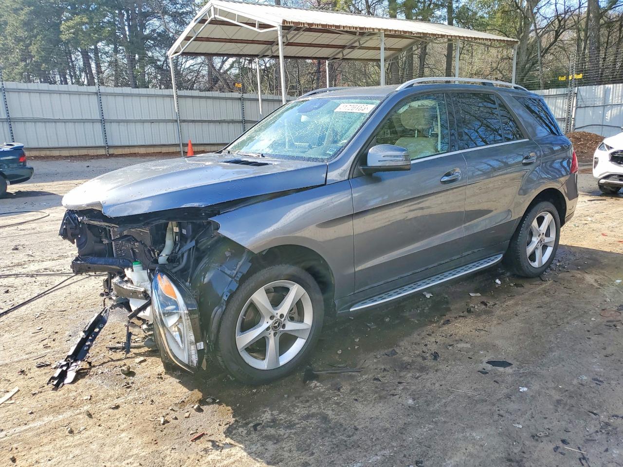 Salvage Mercedes-Benz GLE Image