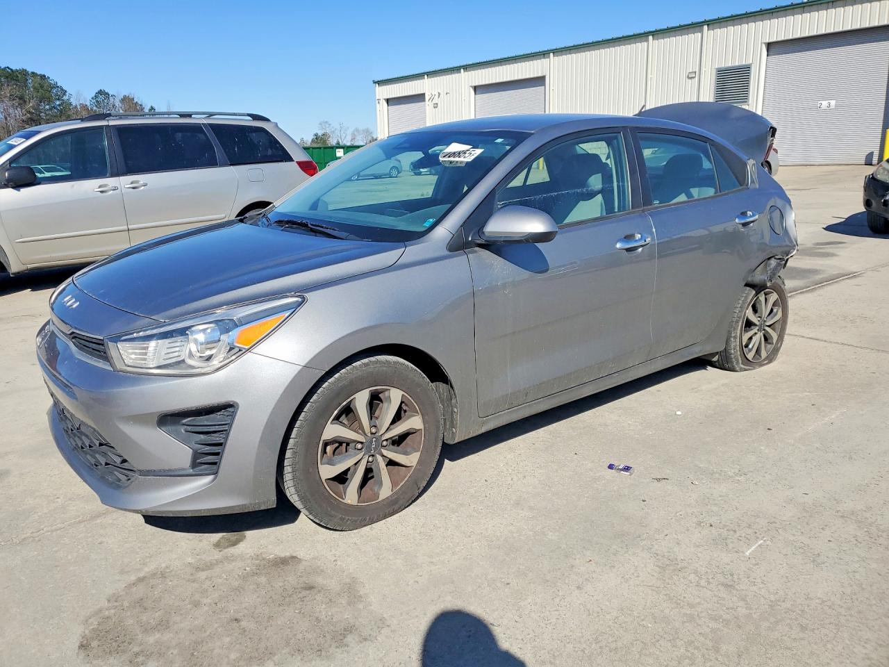 Salvage Kia Rio Image