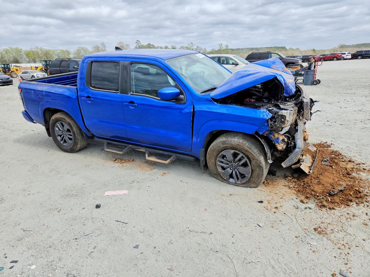 Nissan Frontier Sv