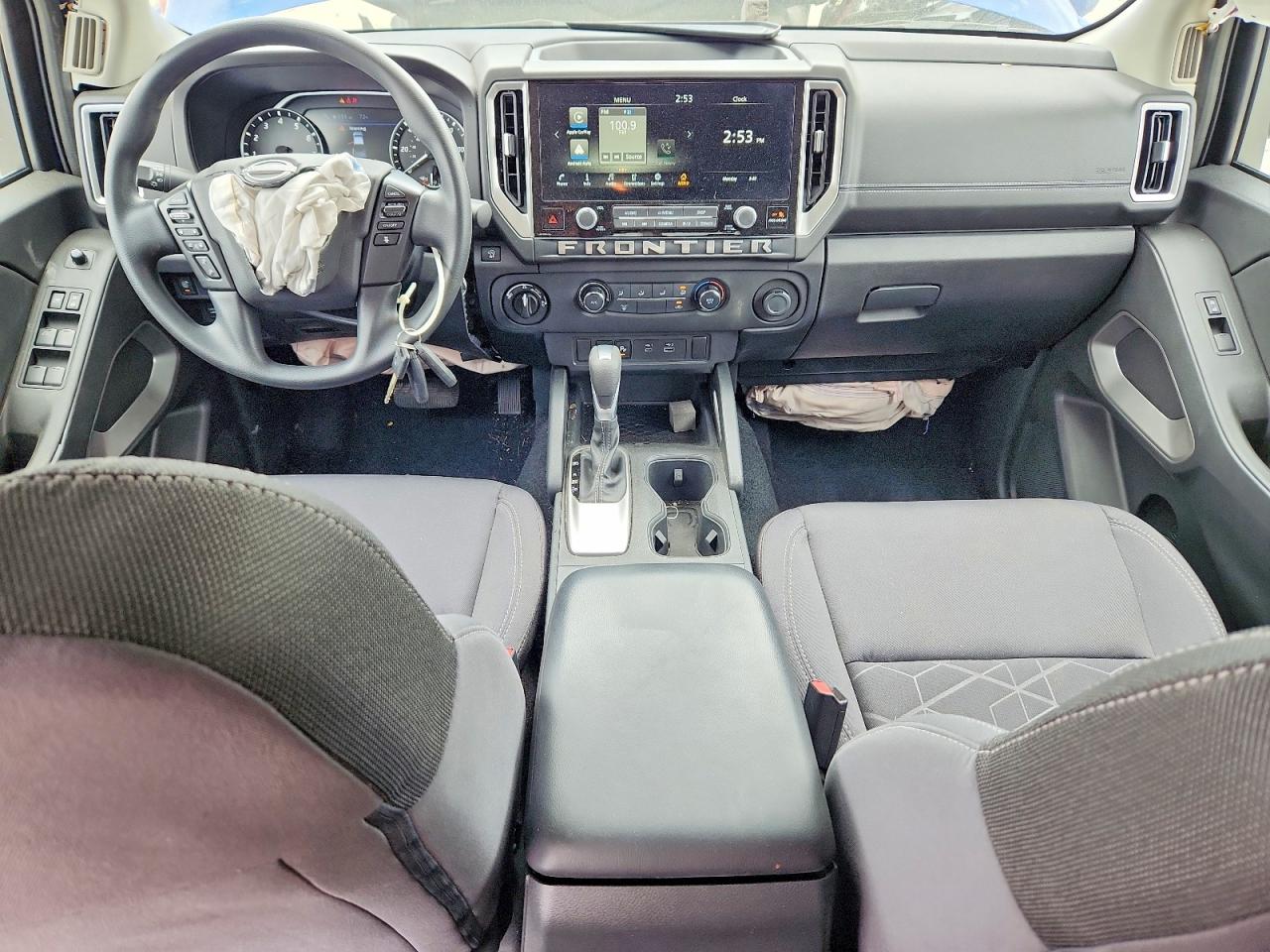 Nissan Frontier Sv