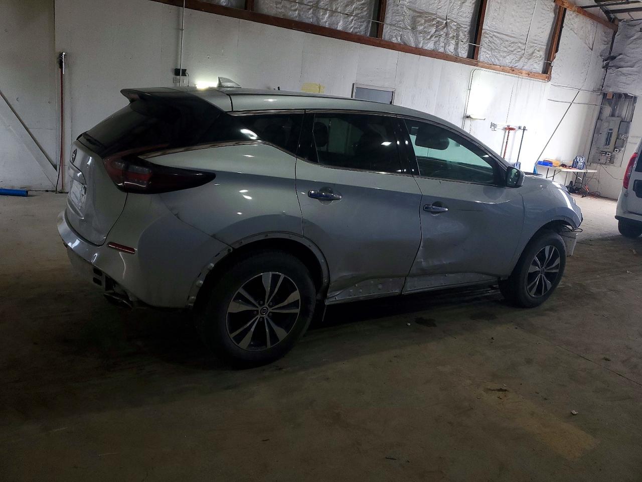 Nissan Murano S