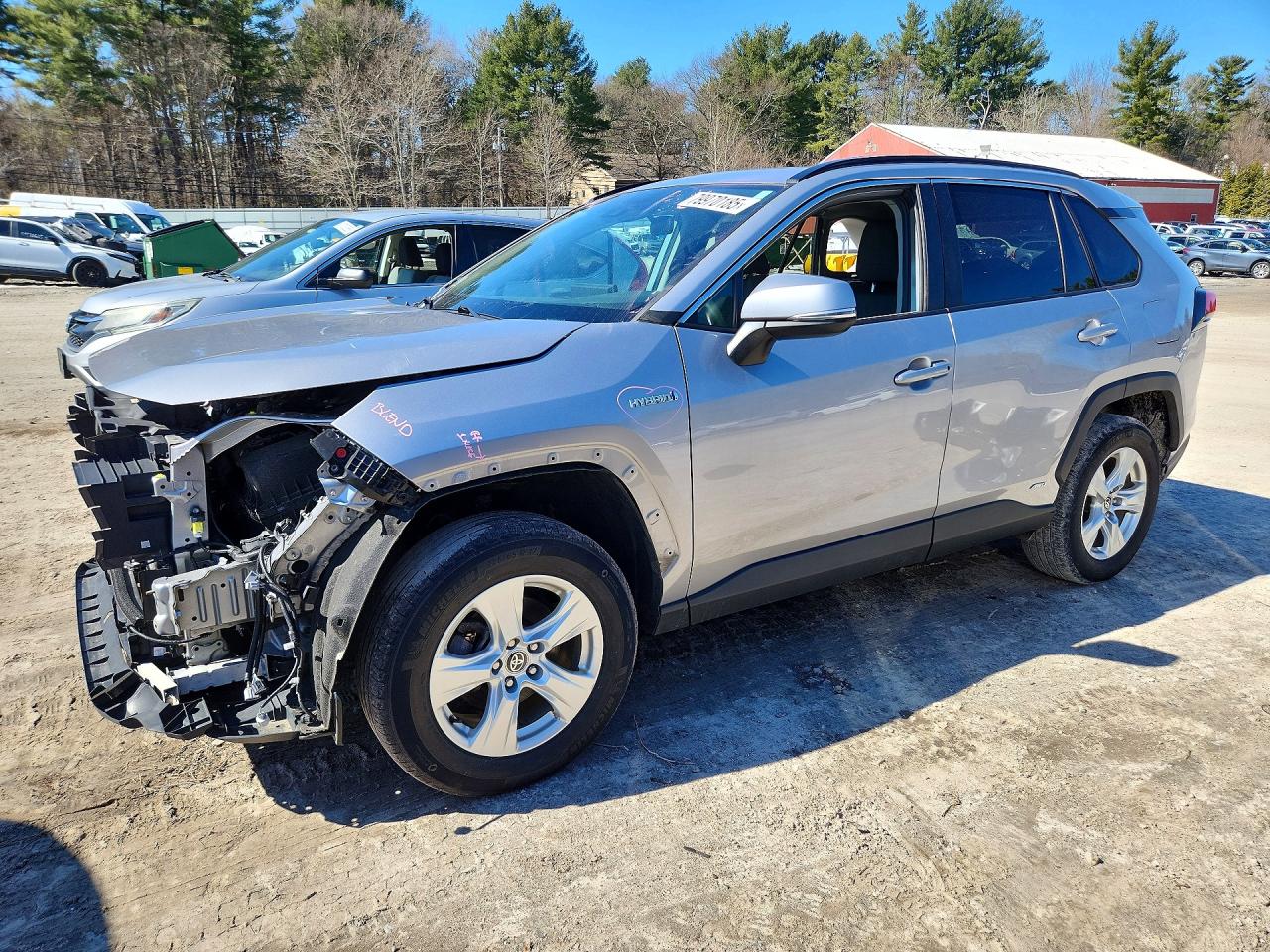 Salvage Toyota RAV4 Image