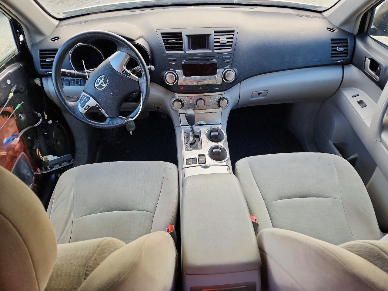 Toyota Highlander Base