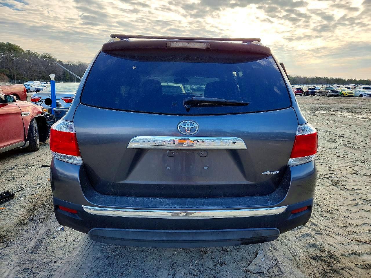 Toyota Highlander Base