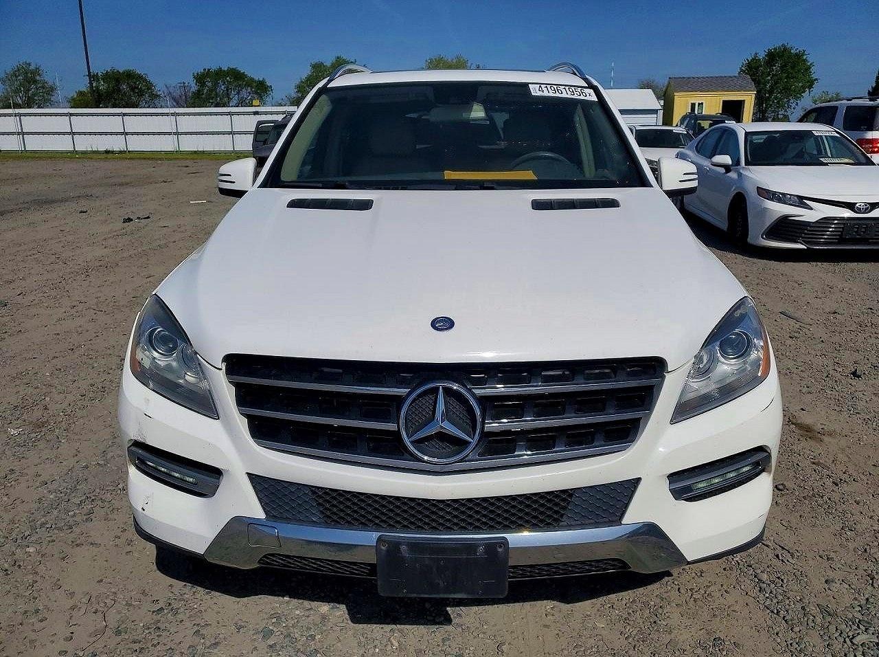 Mercedes-Benz M-Class 350 Bluetec