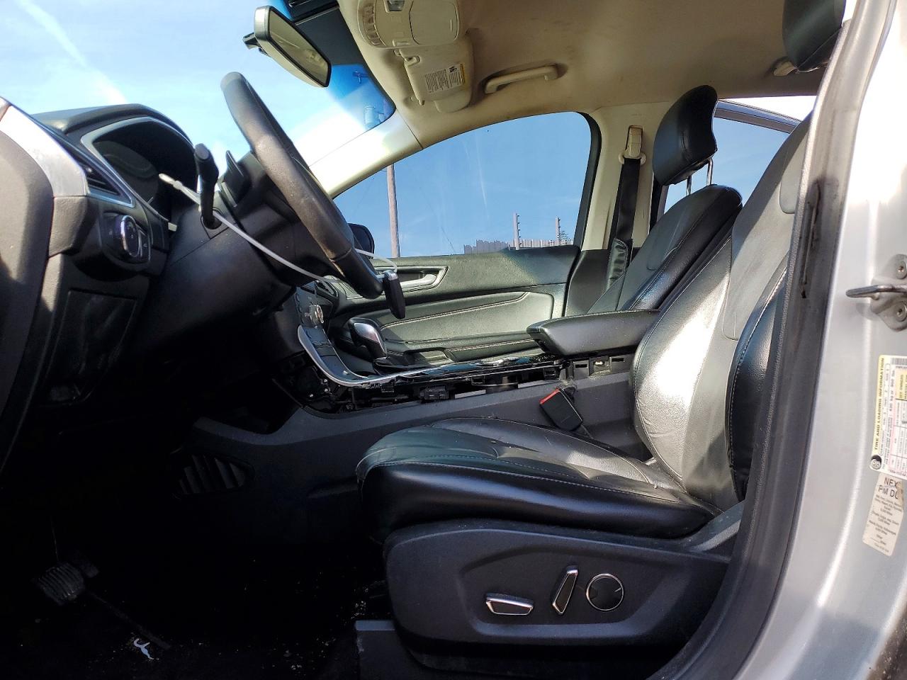 Ford Edge Titanium