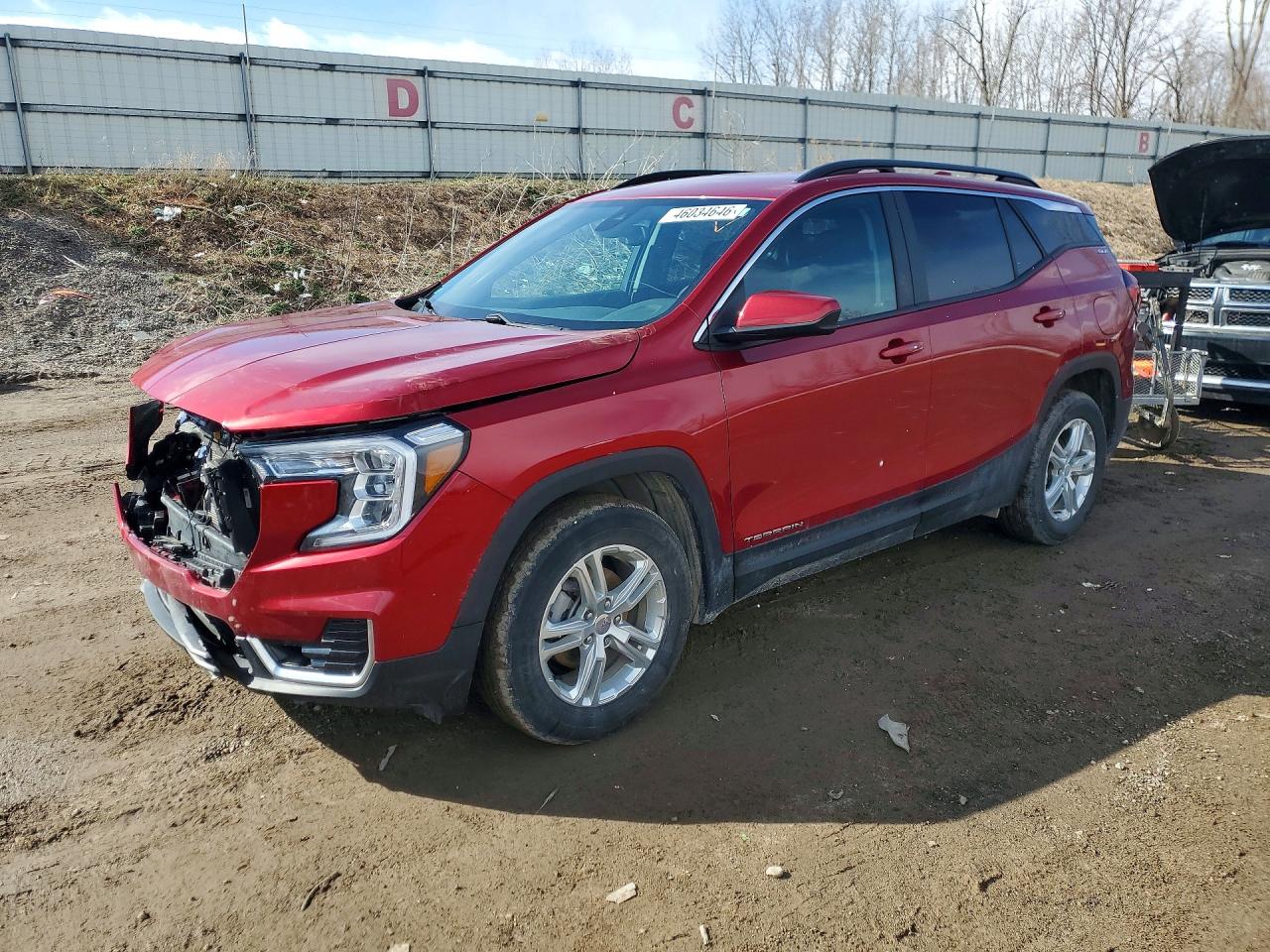 Salvage GMC Terrain Image