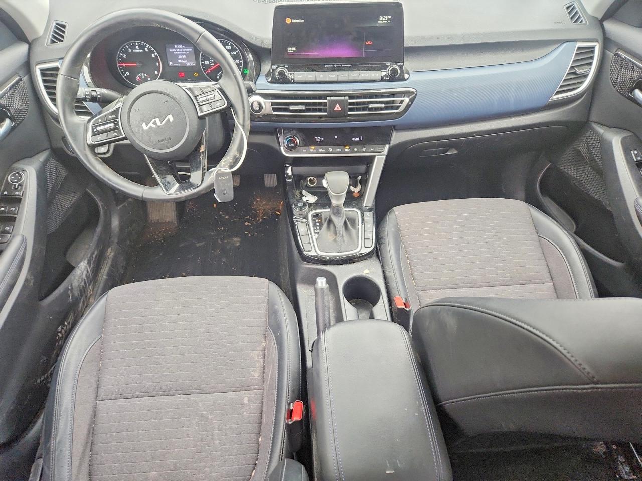 Kia Seltos S