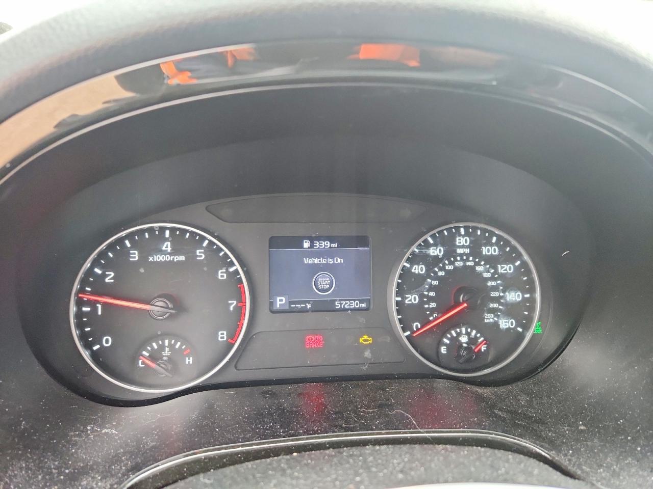 Kia Seltos S