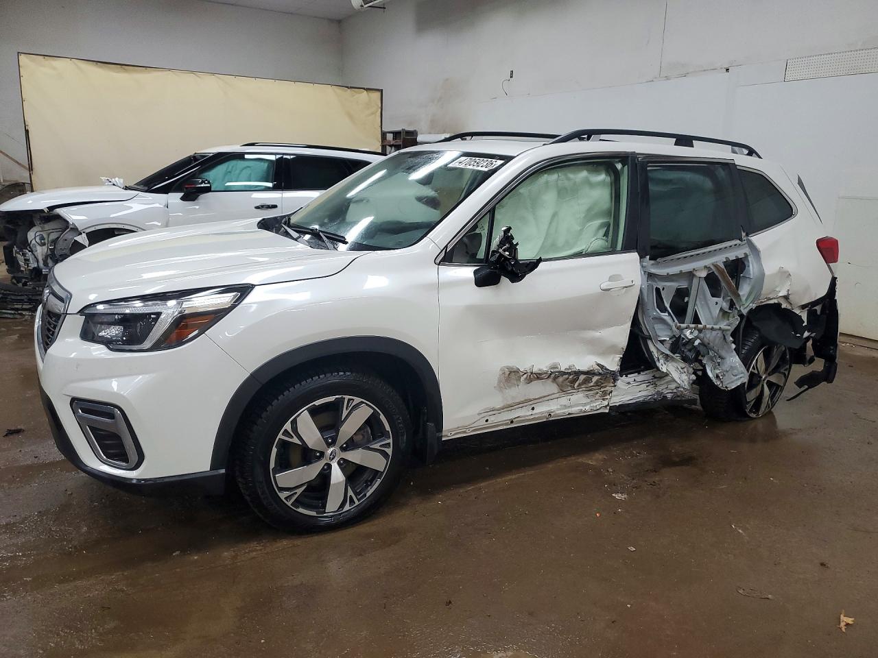 Salvage Subaru Forester Image
