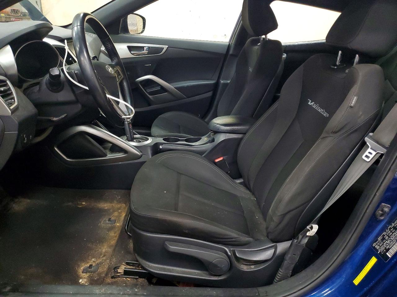 Hyundai VELOSTER Value Edition