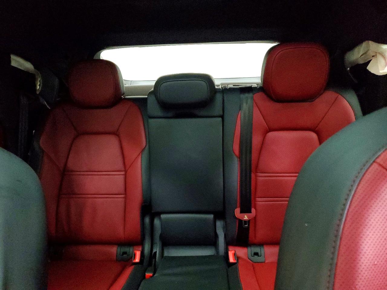 Porsche Cayenne Coupe