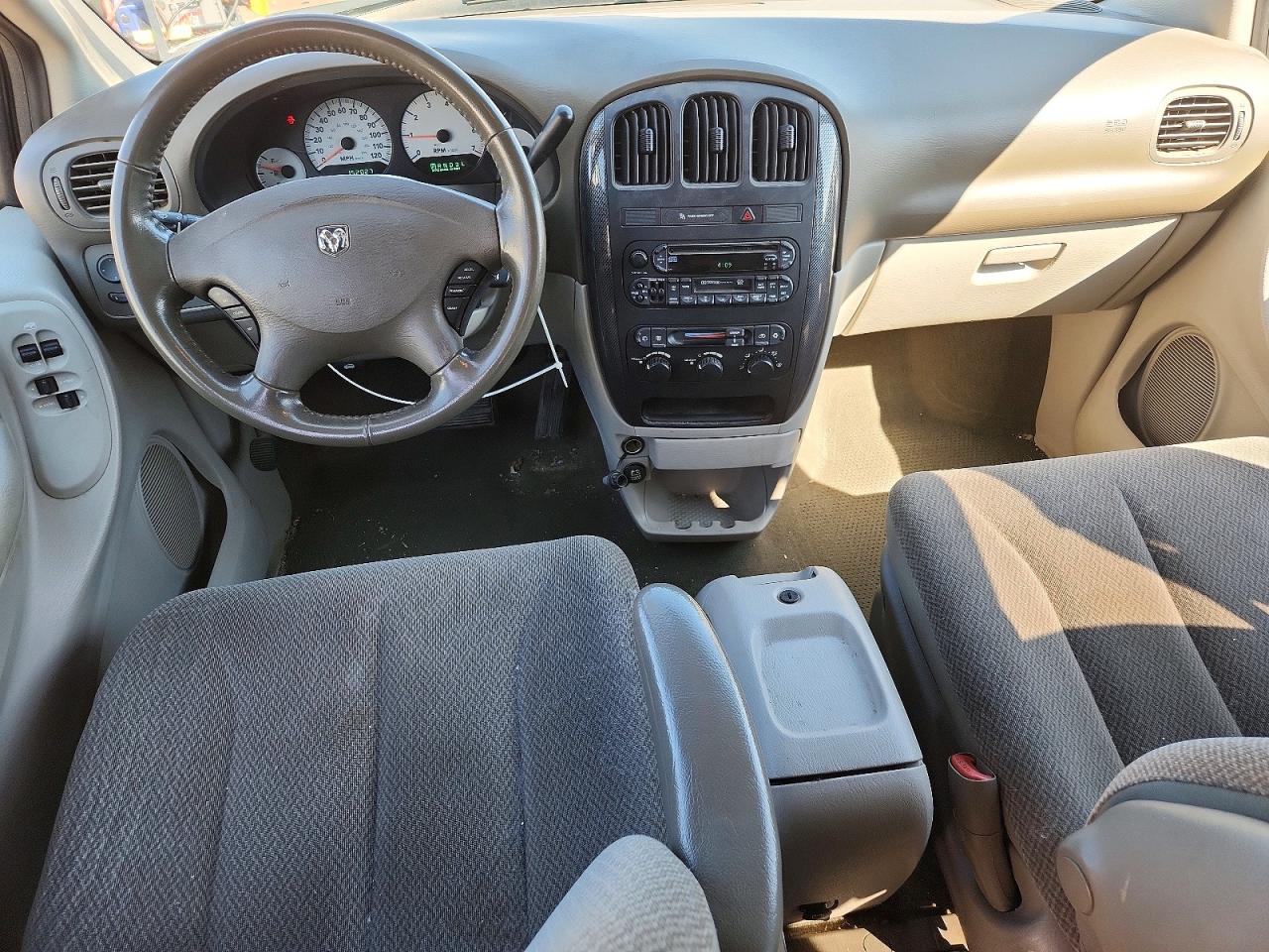 Dodge Caravan Sxt