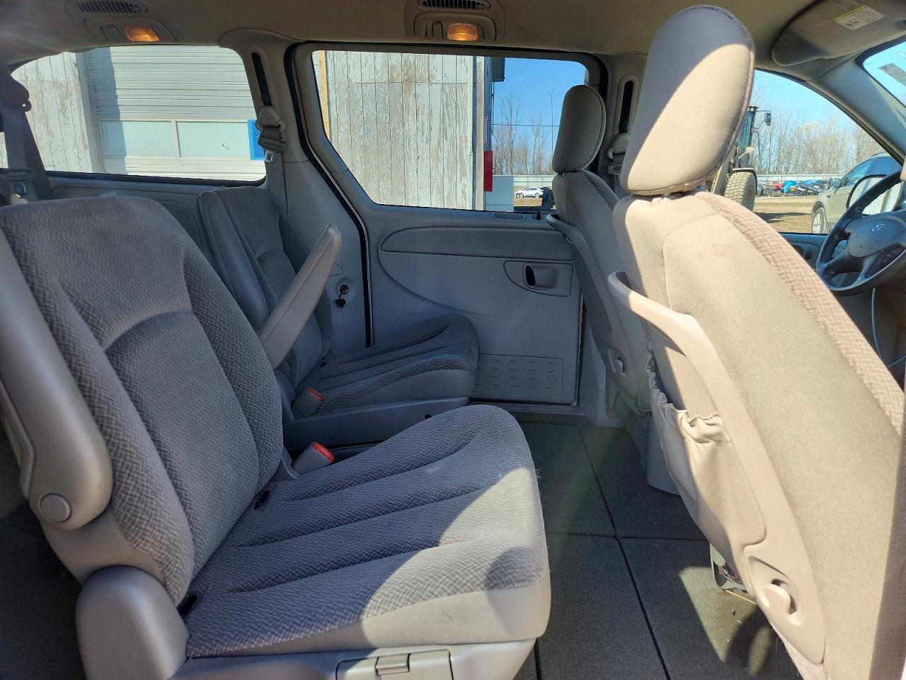 Dodge Caravan Sxt