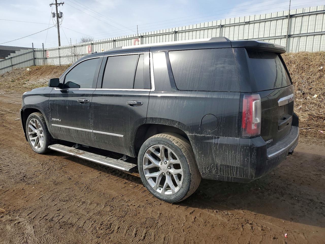 GMC Yukon Denali
